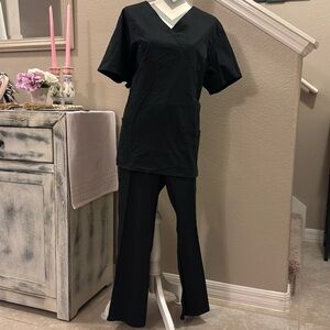 Cherokee Workwear Core Stretch scrub pant & scrub top